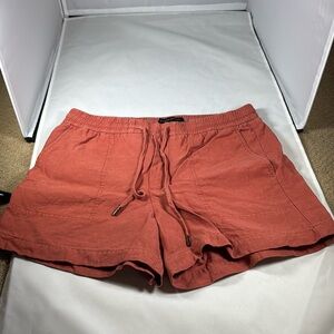 Banana republic shorts size small